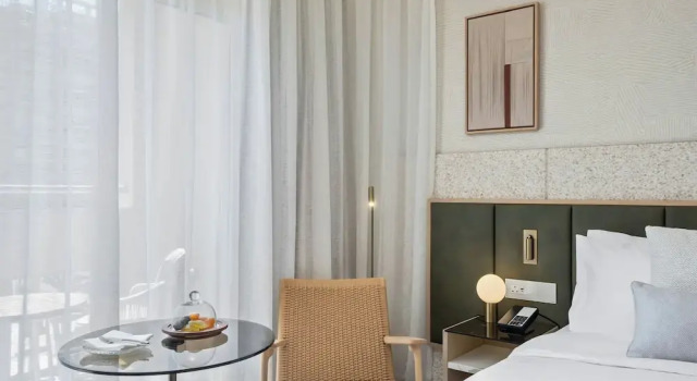 Номер Standard The Landmark Nicosia, Autograph Collection