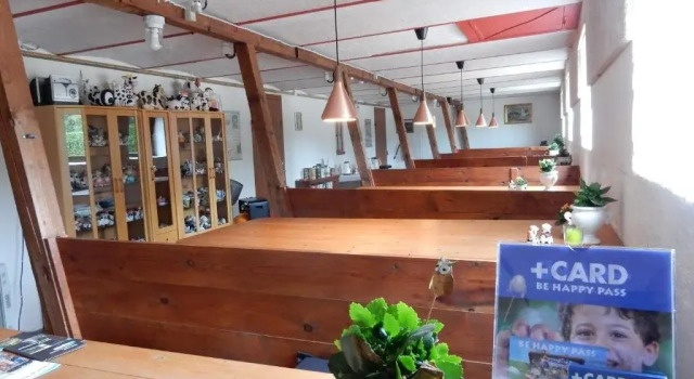 Den gamle Kostald Bed & Breakfast, Book Hotel Hoteller i Holsted med parkering, Parkering