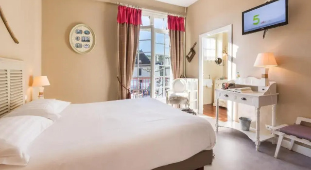 Номер Comfort Le Beaulieu - Hôtel et Restaurant - Logis Hôtels