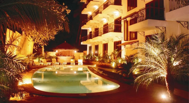 Tangerine Clarks Inn Goa, Rezerwuj Hotel Calangute North Goa