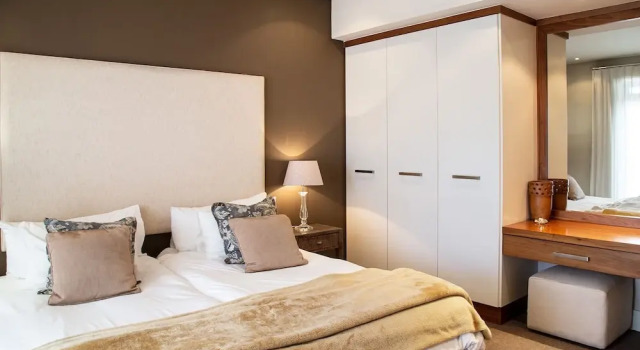 Апартаменты Comfort Marine Square Luxury Suites