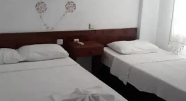 Трёхместный номер Standard с красивым видом из окна Golden Gate Boutique Hotel
