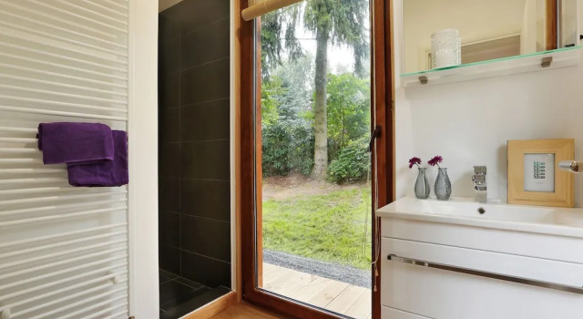 Коттедж Comfort Furnished Chalet With Dishwasher, Near Almelo