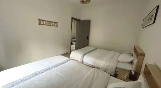 Кровать в общем номере (мужской номер) Tianya Yunshang Meiduo Hotel