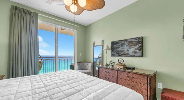 Sterling Reef 905, Rezerwuj Apartament Hotele w Panhandle Florida z basenem, Basen