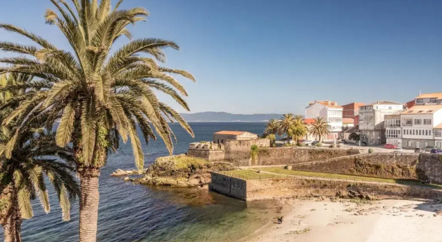 Апартаменты Apartamento Fisterra con vistas al mar