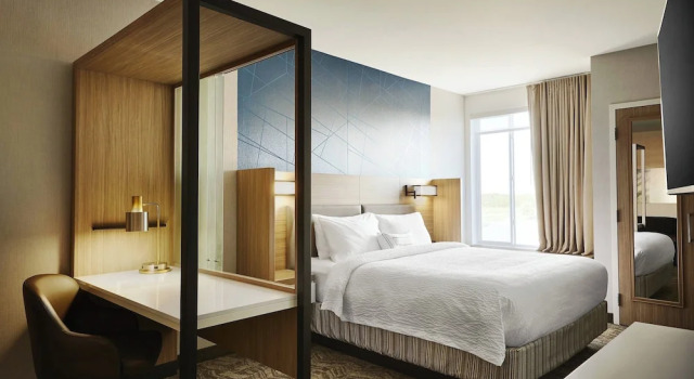 Двухместный люкс SpringHill Suites by Marriott Springfield North