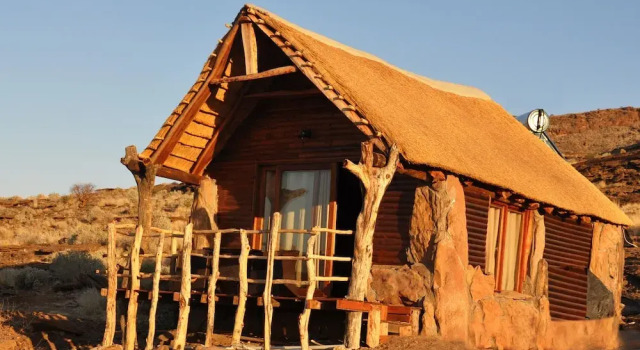 Бунгало Comfort Namibs Valley Lodge