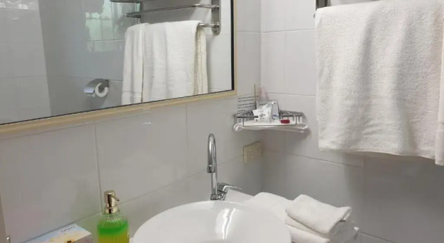 Двухместный номер Standard Golden Age Motor Inn