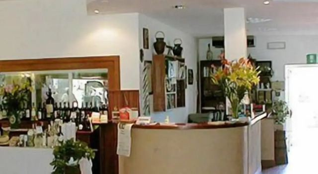 Hotel Ristorante Portole, Забронировать Отель Кортона 