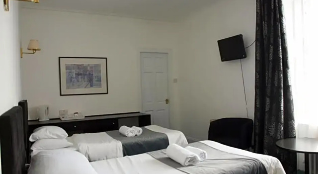 Номер Standard Argyll Arms Hotel