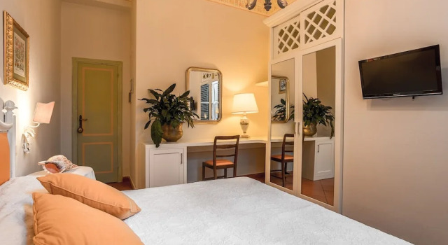 Двухместный номер Economy Hotel Villa Maremonti