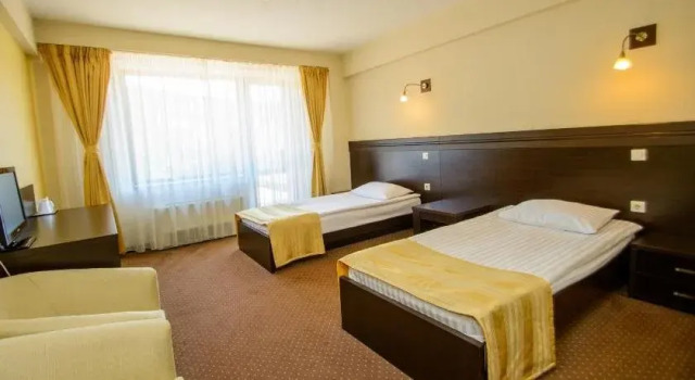Hotel Restaurant Alesia, Varaa Hotelli Târgu-Mureş 