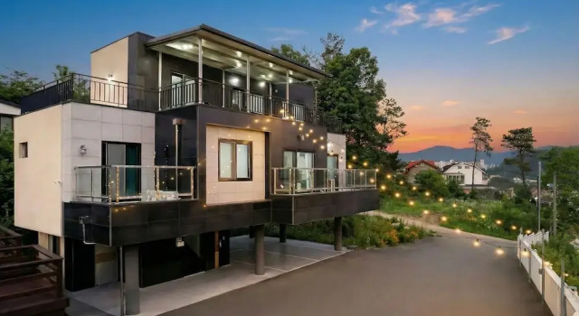 Коттедж Gyeongju Paradise Private Pool Villa