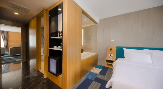 Люкс Quinter Central Nha Trang