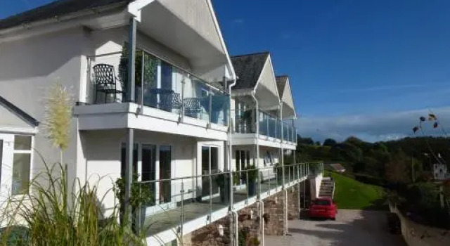 Stoke Gabriel Lodgings