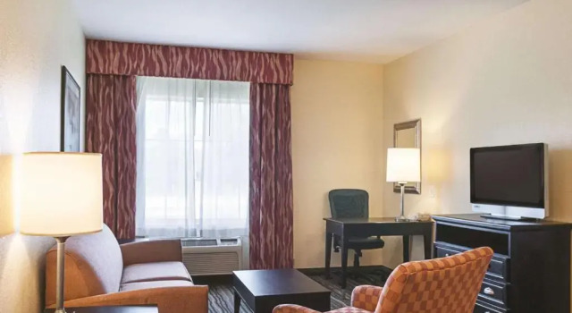 Люкс Studio 6 Slidell LA North Shore