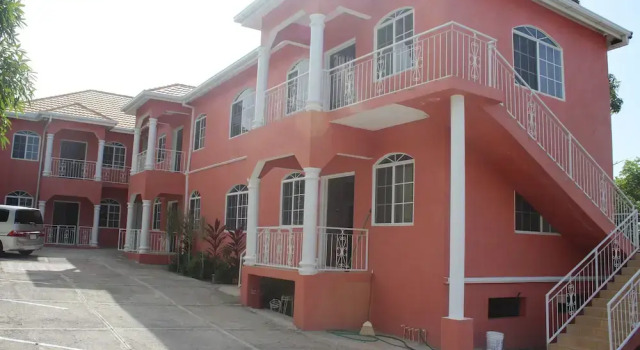 Ricksdale Court, Забронировать Отель Отели Ocho Rios Coast 3 звезды, 3*