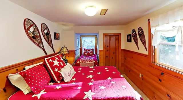1498 Pine Home 4 Bedrooms 2.5 Bathrooms Home