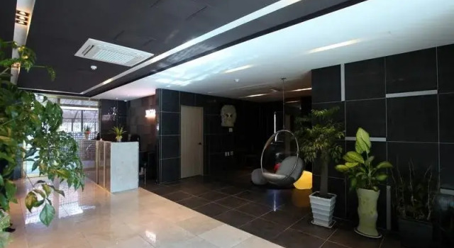 Vago Tourist Hotel, Rezerwuj Hotel Hotele w Gangdong-Gu z parkingiem, Parking