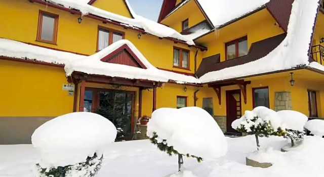 Dom Go?cinny Skalnica, Boek Hotel Hotels in Klein-Polen met parkeren, Parkeren