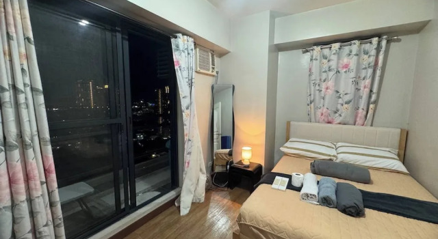 Flair Towers Condo Near MRT Bonifacio and Shaw Within Greenfields, Rezervovat Apartmán Manila 