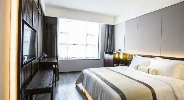 Люкс Deluxe Black Tea Impression Hotel (Taoqi Square)