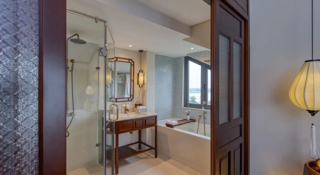 Двухместный номер Deluxe с балконом и с видом на внутренний двор Cozy Savvy Hoi An - The Quintessence of Exquisite Retreat