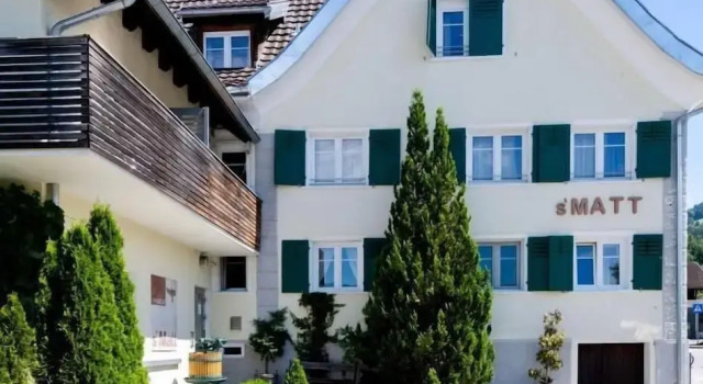 s'Matt Hotel, Book Hotel Roethis 