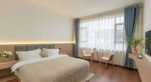Lanshan Listening to the Wind · Snow Mountain Viewing and Vacation Beauty Hotel