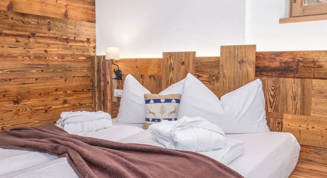 Апартаменты Alpine Mountain Chalet