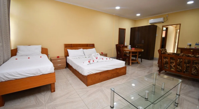 Студия Deluxe Reef Holiday Apartments