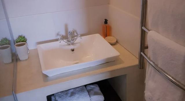 Двухместный номер Executive с балконом и с видом на океан Mariner Guesthouse & Villa
