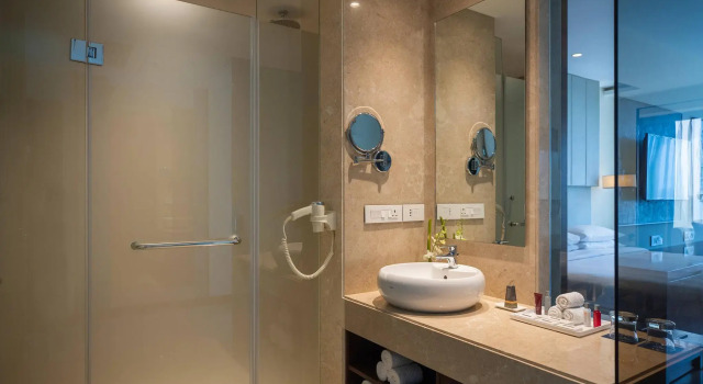 Двухместный клубный номер Standard Renaissance Ahmedabad Hotel