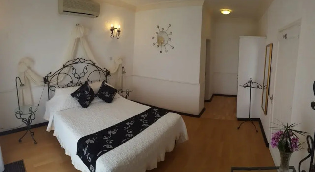 Люкс Отель The Hideaway Club