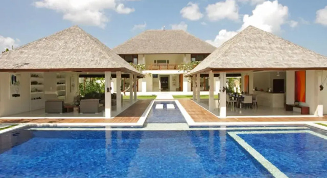 Вилла с 4 комнатами Villa Asante