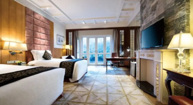 Номер Deluxe с видом на озеро The Interlaken OCT Hotel Shenzhen