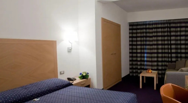 Centrum Palace Hotel & Resorts, Book Hotel Hoteller i Campobasso med parkering, Parkering