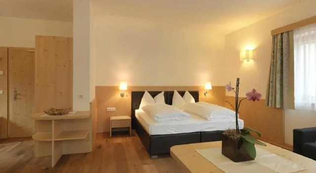 Alpenhof Wolayersee, Rezerwuj Hotel Hotele w Karyntia z parkingiem, Parking