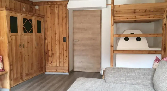 Apartment Lärchenstube, Rezervovat Apartmán Hotely v Tyrolsko s parkováním, Parkování
