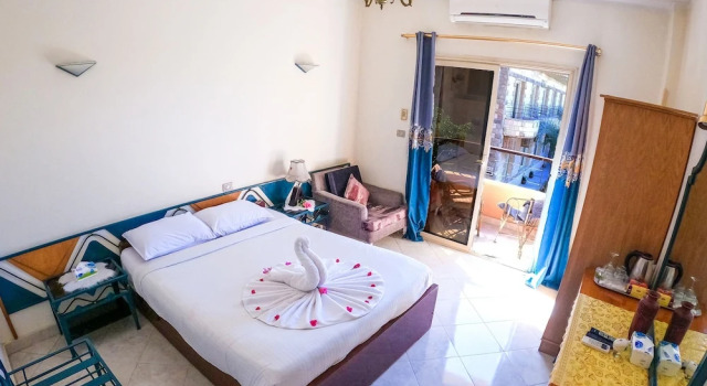 Двухместный номер Standard с видом на сад New Memnon Hotel