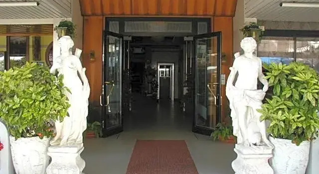 Hotel Altinate