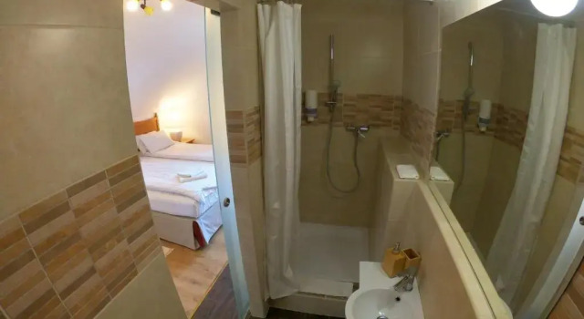 Четырёхместный номер Deluxe Buzás Pince Vendégház