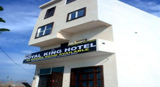 OYO 86459 Royal King Hotel