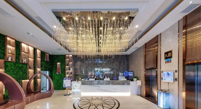 W Kardon Hotel