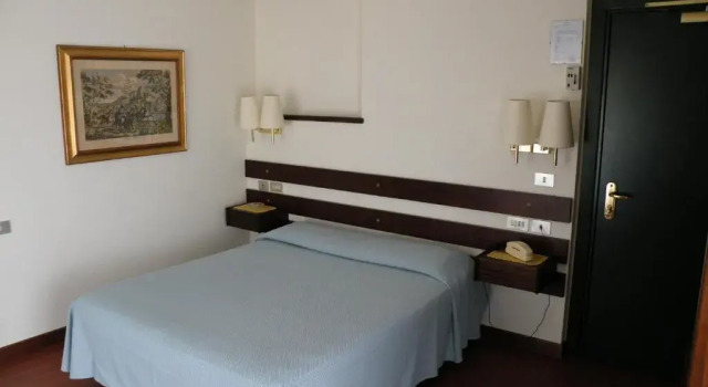 Номер Standard Hotel Piccadilly