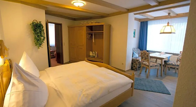 Landhotel Teuteberg, Забронировать Отель Отели земли Гессена с бассейном, Бассейн
