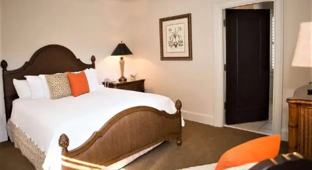 Люкс с 2 комнатами JH Adams Inn, Trademark Collection by Wyndham