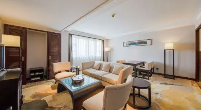 Семейный люкс Garden Hotel Suzhou