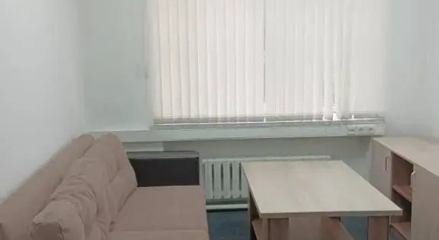 BekBro Hostel, Book Hostel / Vandrerhjem Hoteller i Privokzalʼnoye med parkering, Parkering